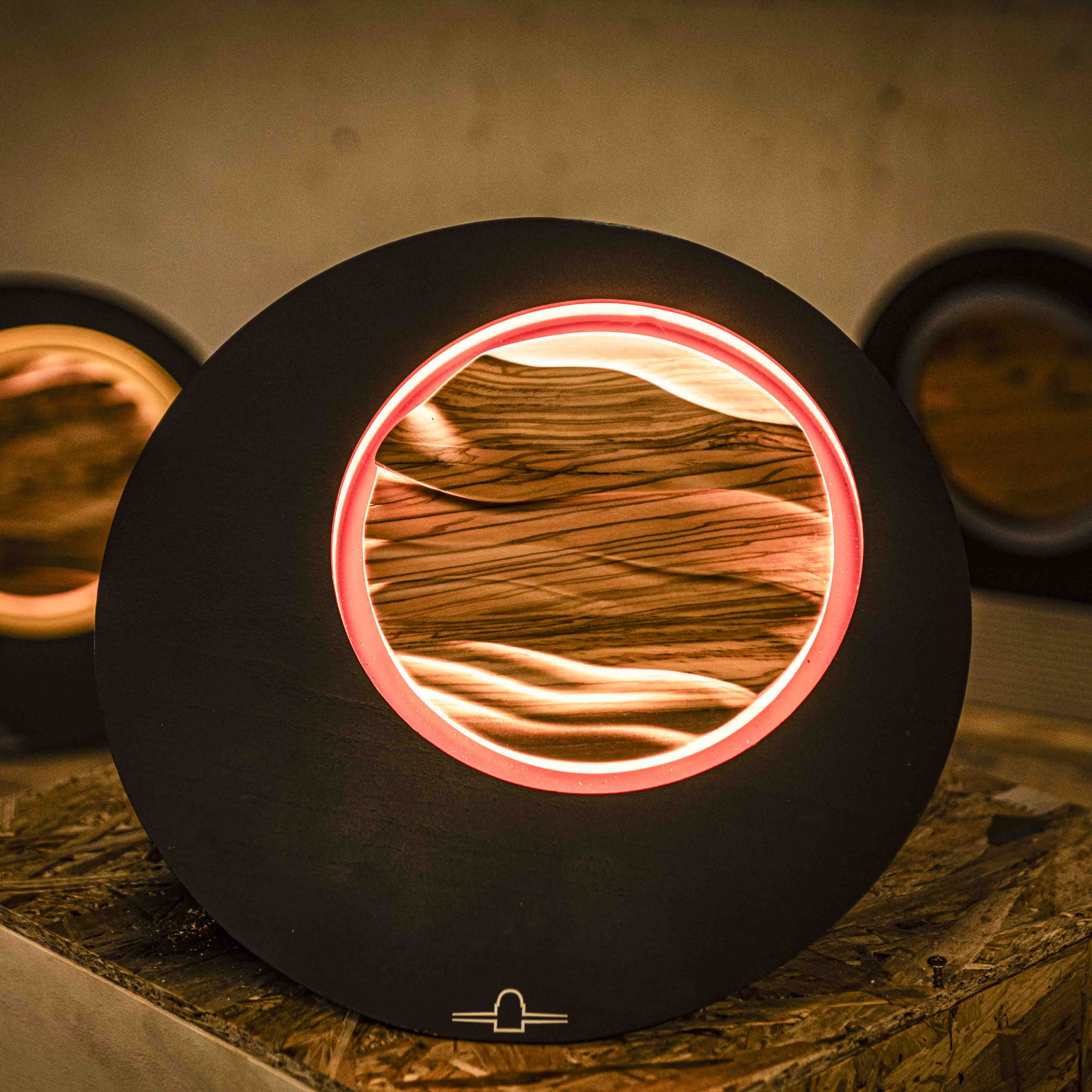 D750 Eclisses Table Lamp - Image 6